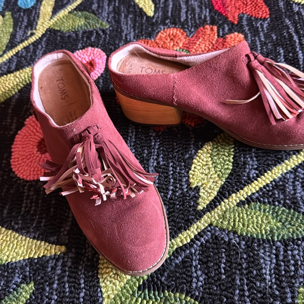 TOMS slip on wedge loafers